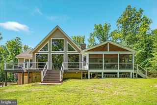 182 MAYWOOD DR, Front Royal, VA 22630