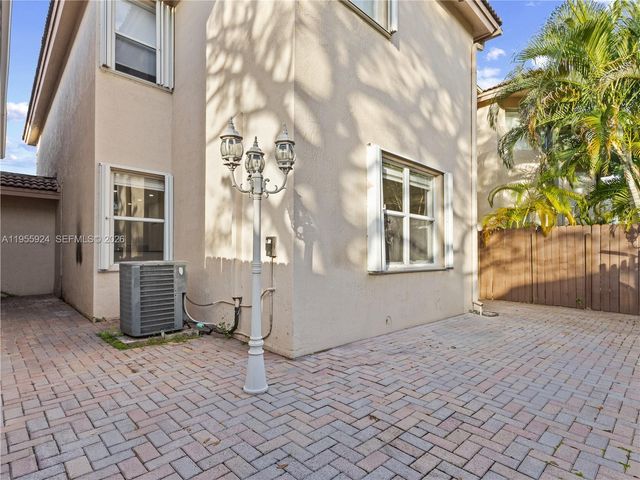 11186 NW 73rd Ter 11186, Doral, FL 33178