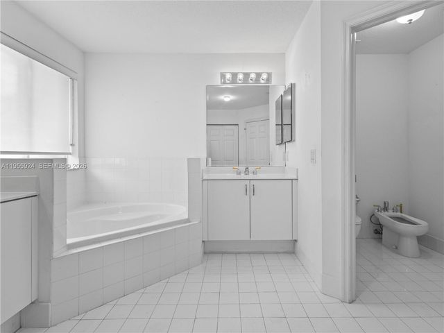 11186 NW 73rd Ter 11186, Doral, FL 33178