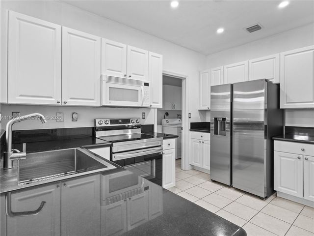 11186 NW 73rd Ter 11186, Doral, FL 33178