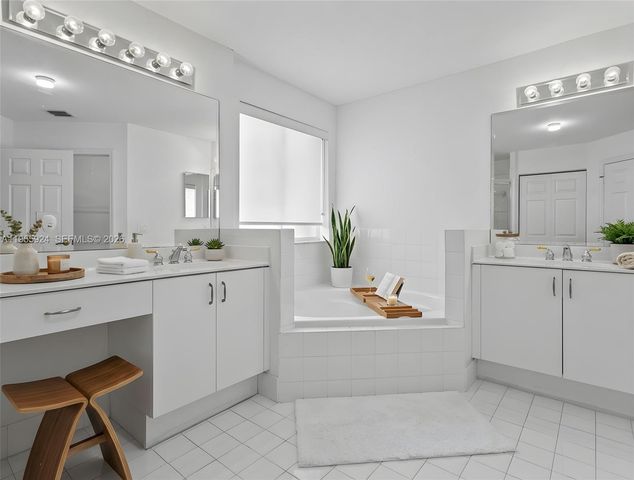 11186 NW 73rd Ter 11186, Doral, FL 33178