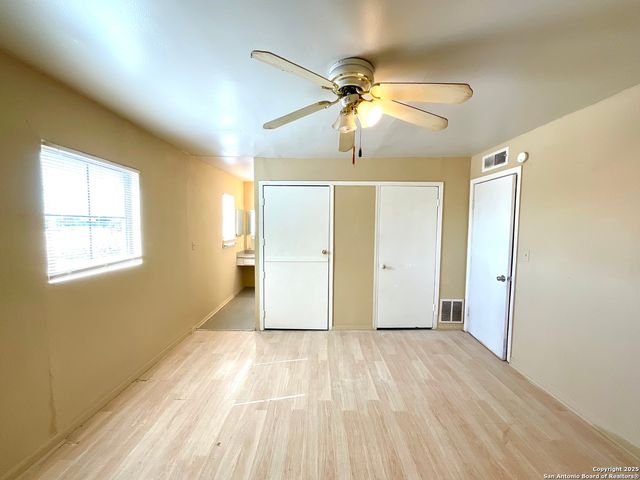 7042 Glen Mist, San Antonio, TX 78239