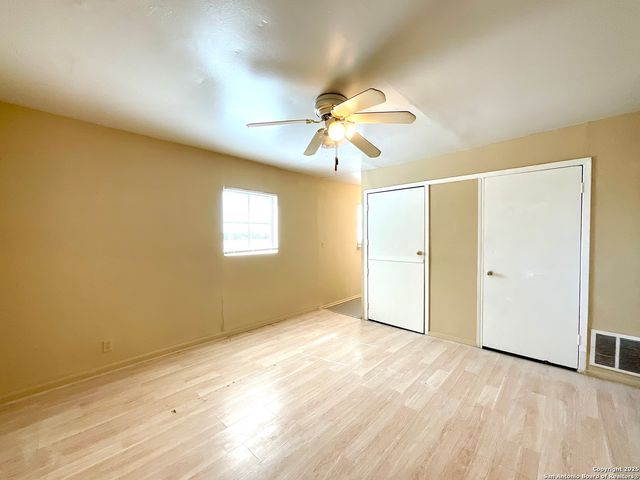 7042 Glen Mist, San Antonio, TX 78239