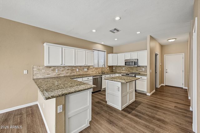 465 W REDWOOD Drive, Chandler, AZ 85248