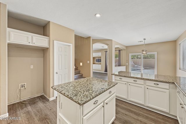 465 W REDWOOD Drive, Chandler, AZ 85248