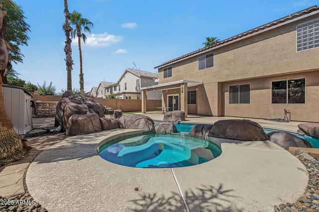 465 W REDWOOD Drive, Chandler, AZ 85248