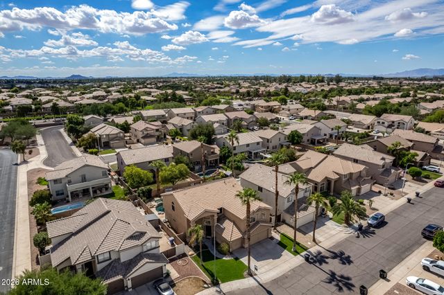465 W REDWOOD Drive, Chandler, AZ 85248