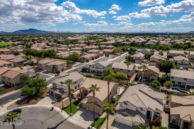 465 W REDWOOD Drive, Chandler, AZ 85248