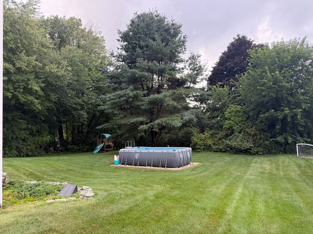 4 Robertson Rd, Auburn, MA 01501