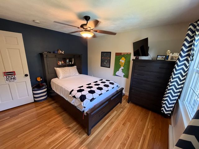 4 Robertson Rd, Auburn, MA 01501