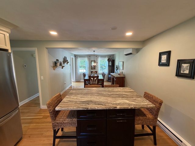 4 Robertson Rd, Auburn, MA 01501