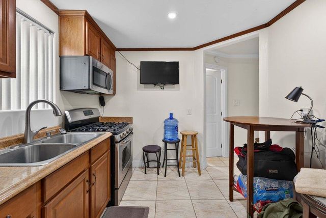 20 Gonda Street, Royal Oaks, CA 95076