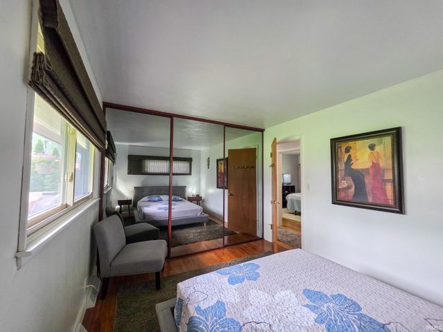 28812 Oakwood Place, Elkhart, IN 46514