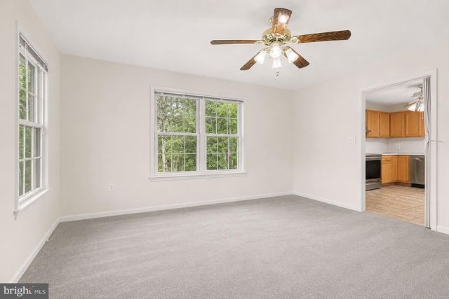 24 SIMMONS COVE, Ruther Glen, VA 22546
