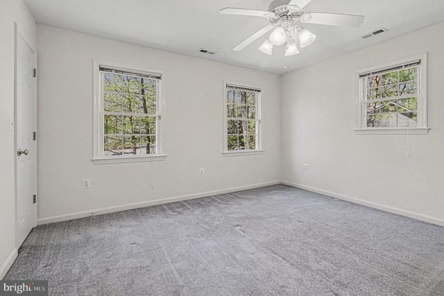 24 SIMMONS COVE, Ruther Glen, VA 22546