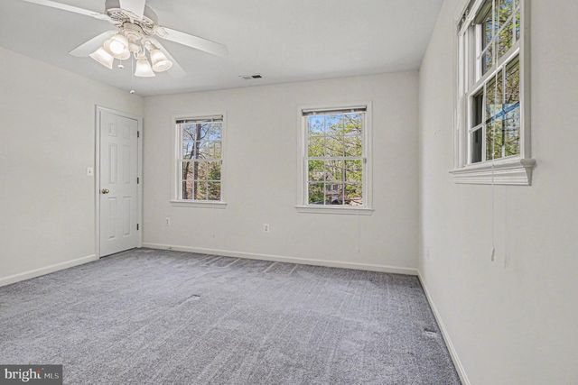 24 SIMMONS COVE, Ruther Glen, VA 22546
