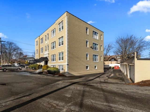 509 Pleasant St 1-4, Melrose, MA 02176