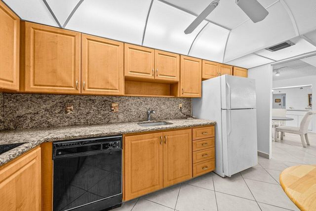 3460 S Ocean Boulevard 6150, Palm Beach, FL 33480