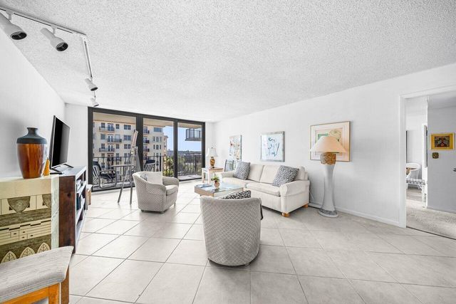 3460 S Ocean Boulevard 6150, Palm Beach, FL 33480