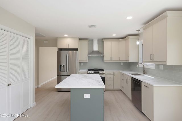 289 Costa Mesa Drive, Toms River, NJ 08757