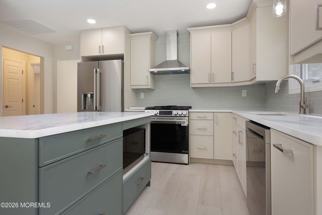 289 Costa Mesa Drive, Toms River, NJ 08757
