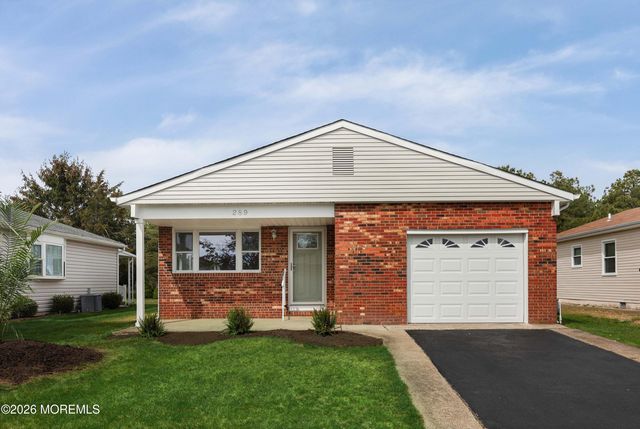 289 Costa Mesa Drive, Toms River, NJ 08757