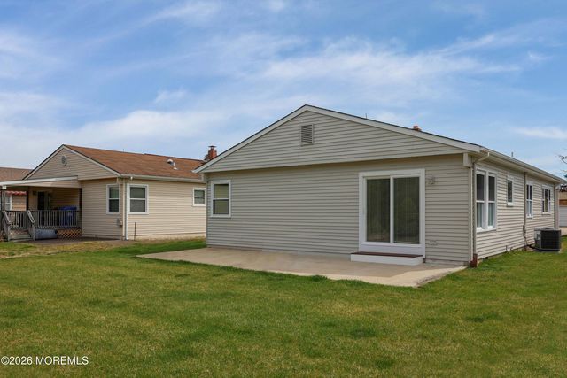 289 Costa Mesa Drive, Toms River, NJ 08757