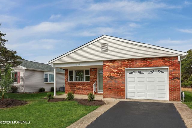 289 Costa Mesa Drive, Toms River, NJ 08757