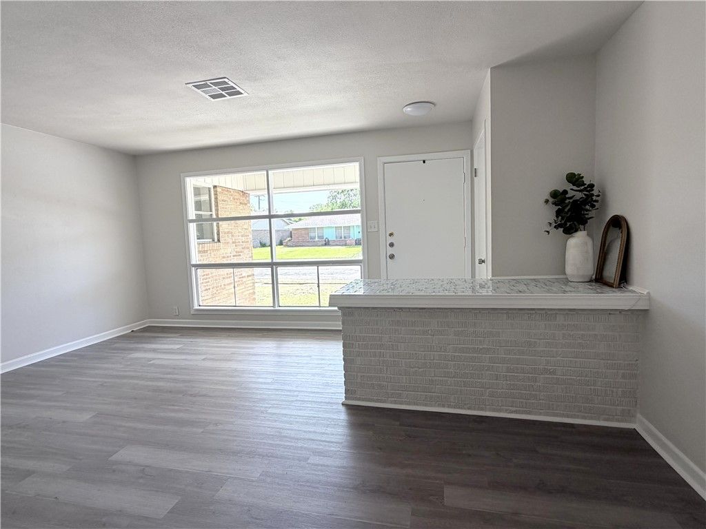 4638 Arlene Dr, Corpus Christi, TX 78411 — photo 5