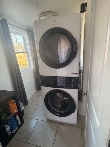 620 S 2nd Street 1, Rogers, AR 72756