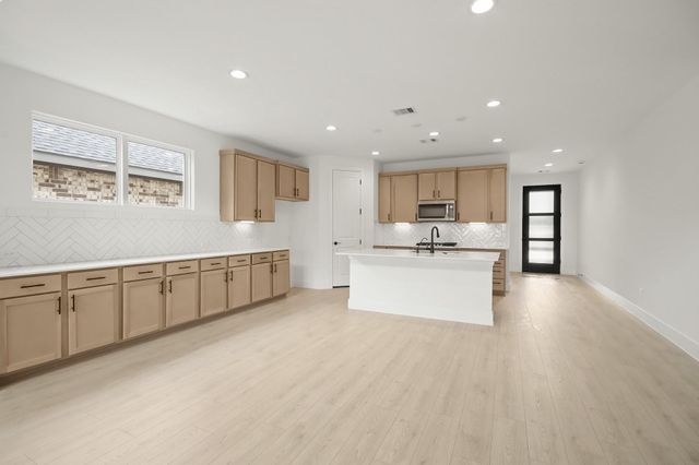 1013 Eternal Elk Drive, Conroe, TX 77303