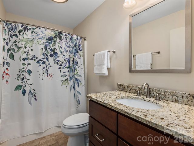 23 Cedarwood Trail B, Asheville, NC 28803
