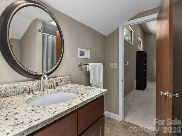 23 Cedarwood Trail B, Asheville, NC 28803