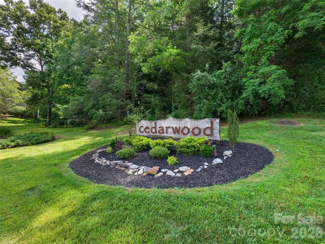 23 Cedarwood Trail B, Asheville, NC 28803