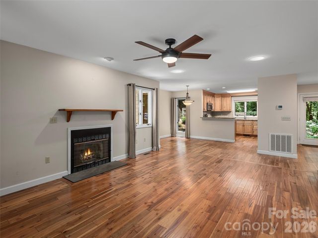 23 Cedarwood Trail B, Asheville, NC 28803