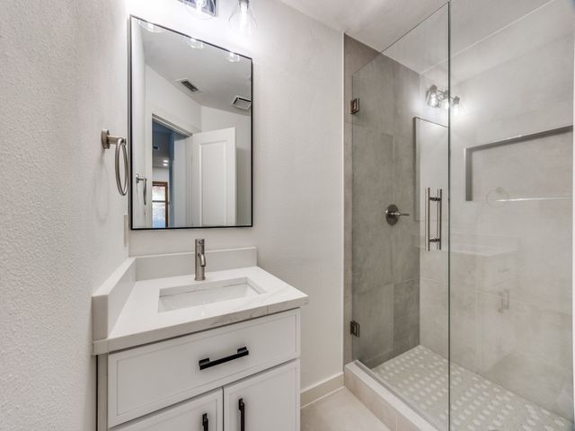 2100 Woodburn Corner, Plano, TX 75075