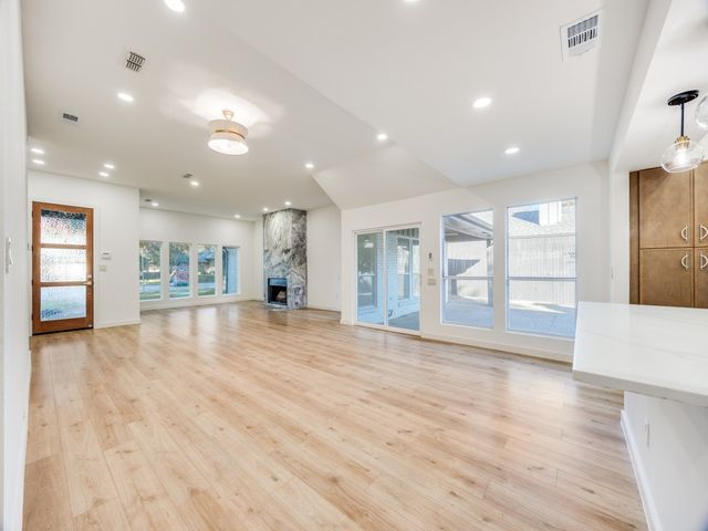 2100 Woodburn Corner, Plano, TX 75075