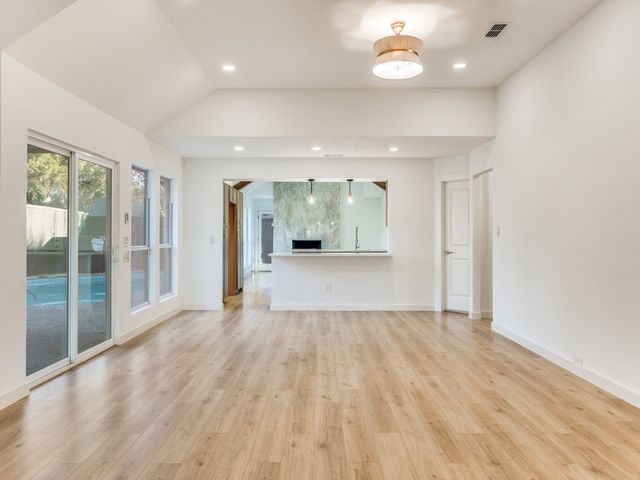 2100 Woodburn Corner, Plano, TX 75075