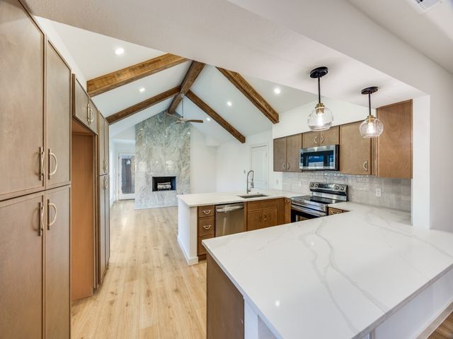 2100 Woodburn Corner, Plano, TX 75075