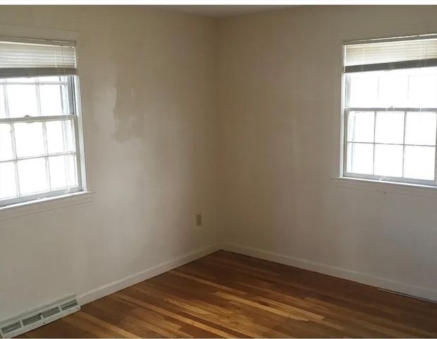 394 Village Street, Medway, MA 02053