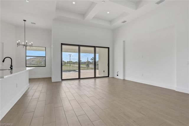 1 NW 35th PL, Cape Coral, FL 33993