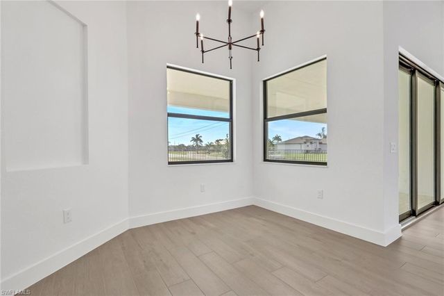 1 NW 35th PL, Cape Coral, FL 33993