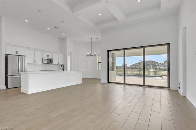 1 NW 35th PL, Cape Coral, FL 33993