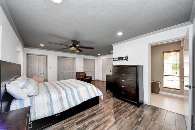 2514 Loganberry Circle, Seabrook, TX 77586