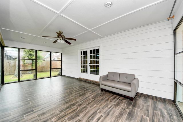 2514 Loganberry Circle, Seabrook, TX 77586