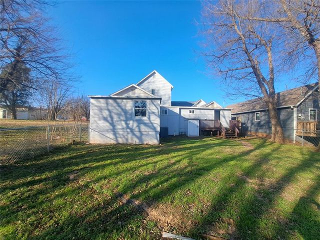 410 N Division Street, Guthrie, OK 73044