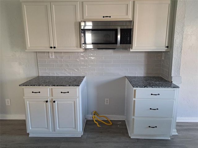 410 N Division Street, Guthrie, OK 73044