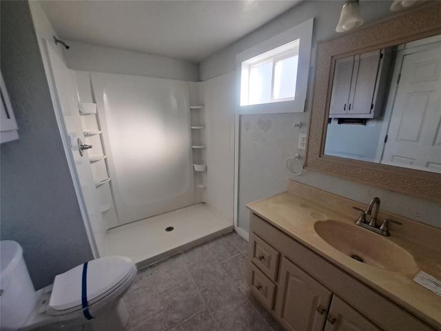 410 N Division Street, Guthrie, OK 73044