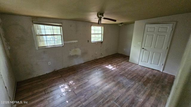 6324 LANNIE Road, Jacksonville, FL 32218