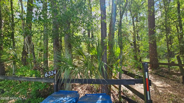 6324 LANNIE Road, Jacksonville, FL 32218